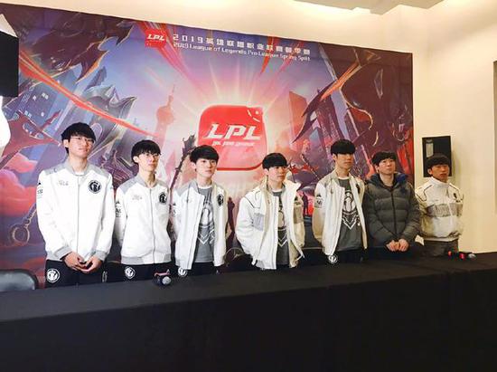 球梦想的年 球梦想的年