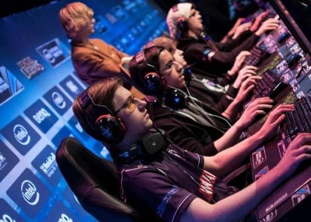 他不僅保護 他不僅保護