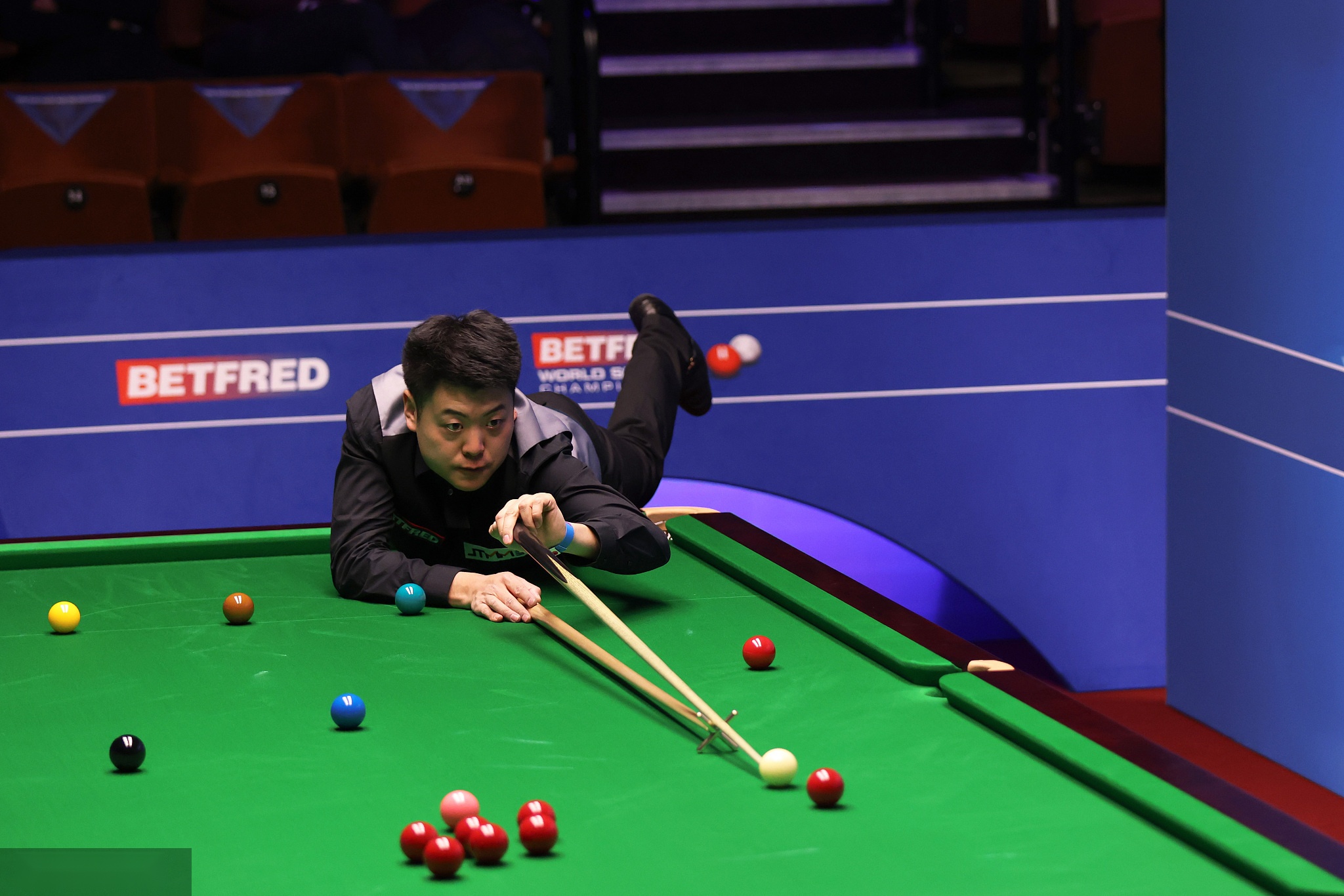 闯进八强或 闯进八强或